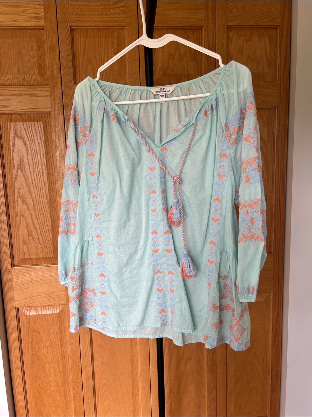 Vineyard Vines Women’s Light Aqua Embroidered Peasant Top with Tassel Tie